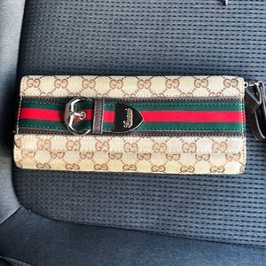 Authentic Gucci wristlet